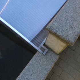 FlexiRoof-Koi-Ueberdachung-Koiteich-03.jpg
